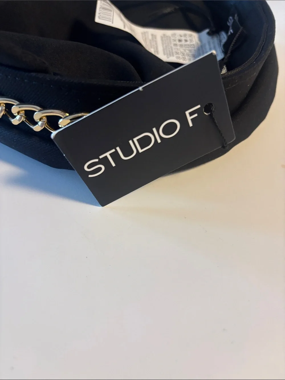 Studio F bnwt black
